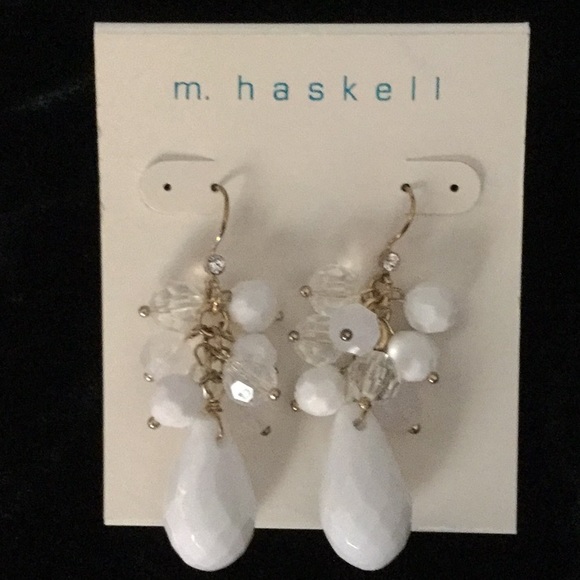 Necklace and earring set. - Picture 5 of 8